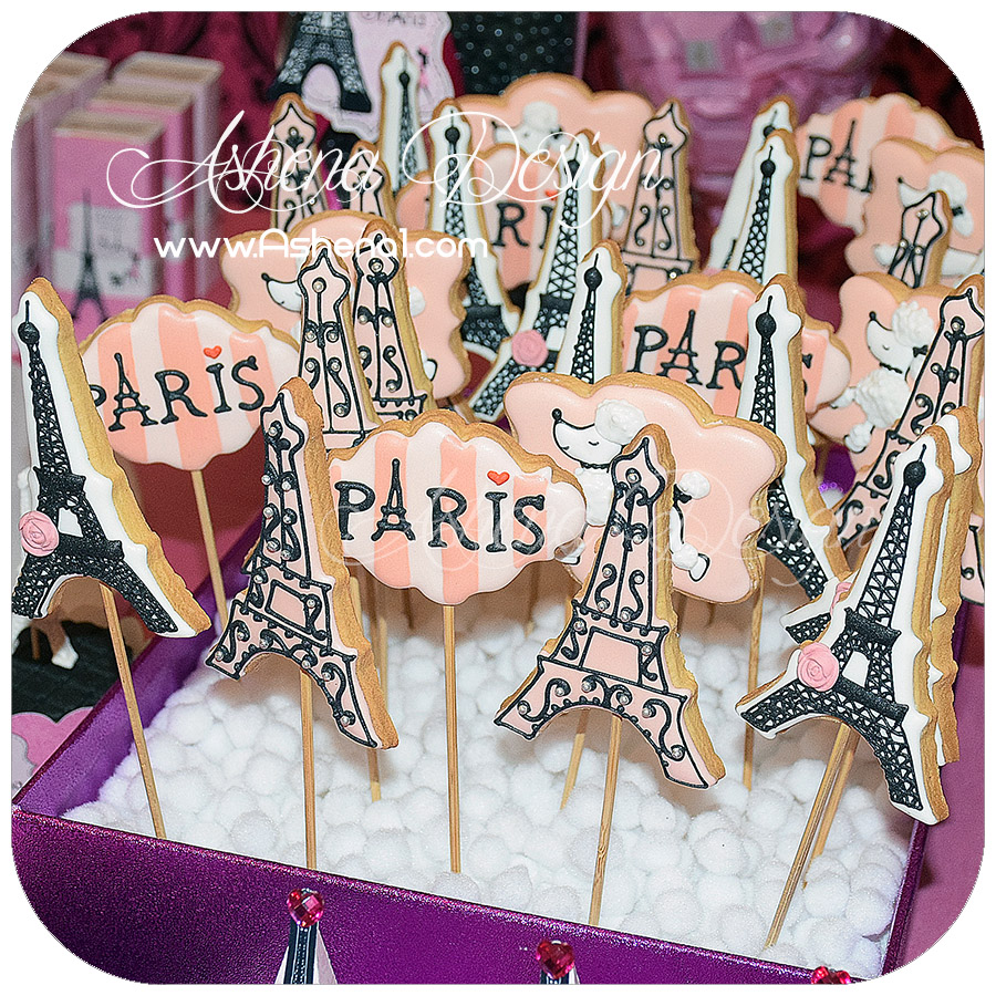 بیسکوییت با طرح تم پاریس(paris)